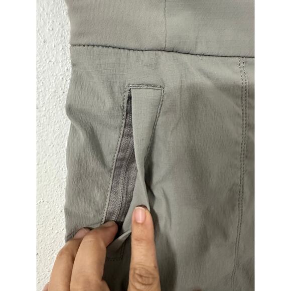 Athleta hiking shorts size 4 - Picture 4 of 6